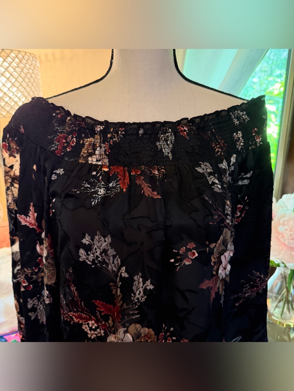 White House Black Market Blouse w/ Multicolored Burnout Floral Design XL